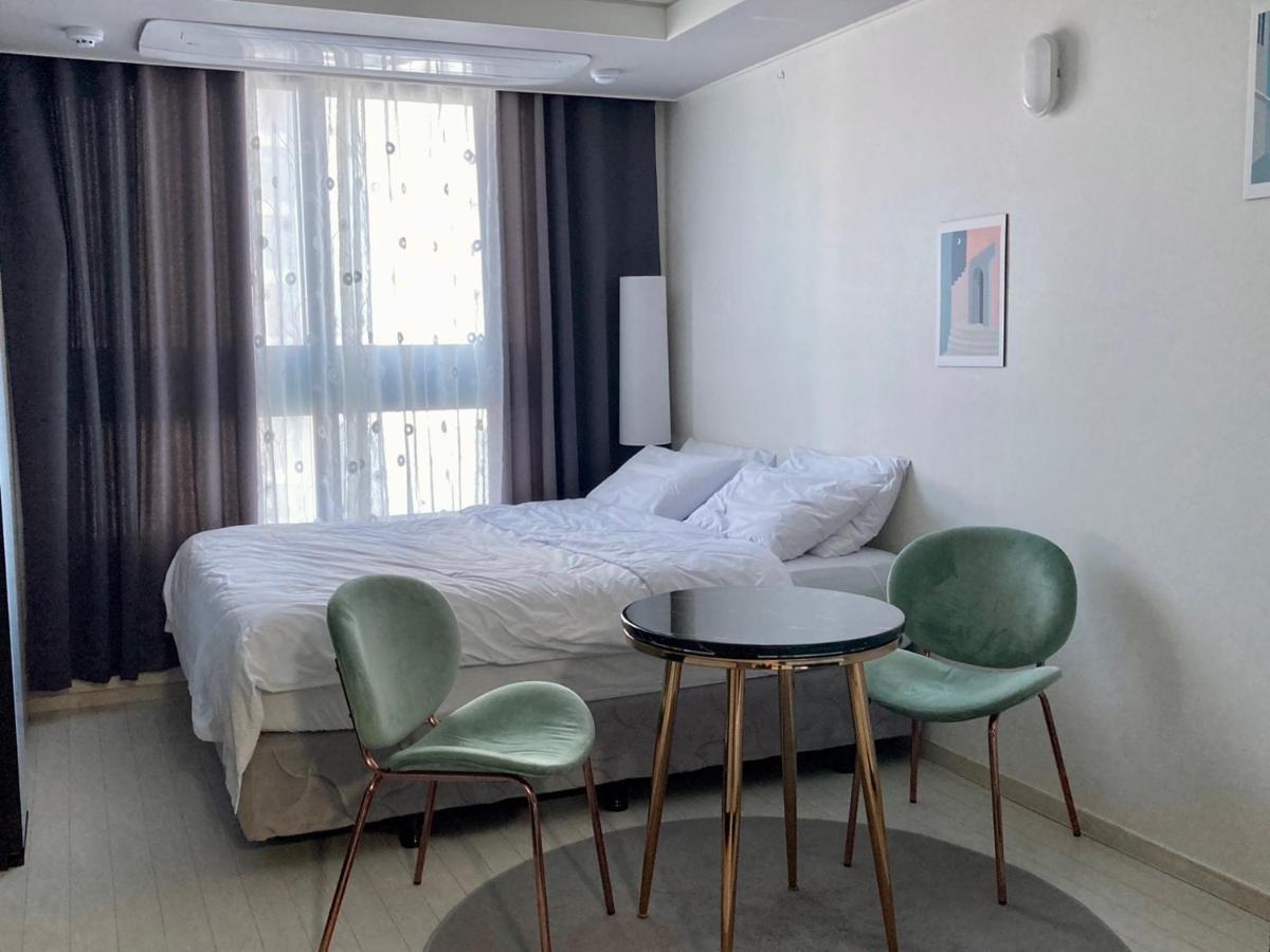 Moon Stay Star Bnb Daegu Exteriör bild